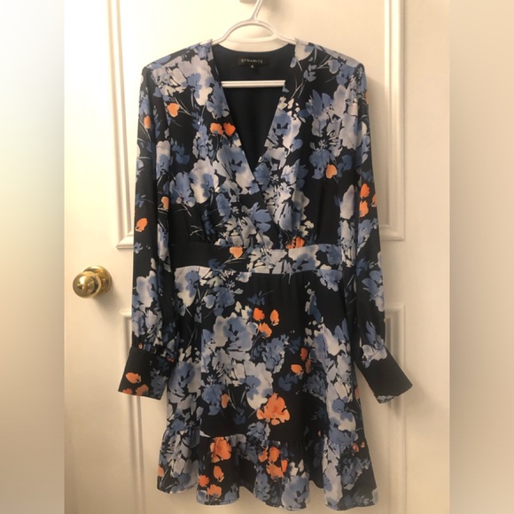 Dynamite dress - Picture 5 of 5